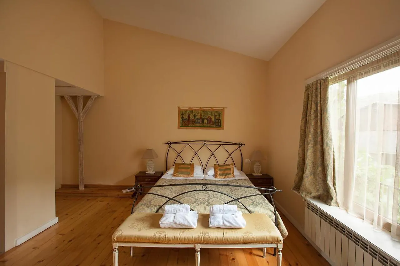 Caravan Villa Tbilisi 0*,  Gruzie